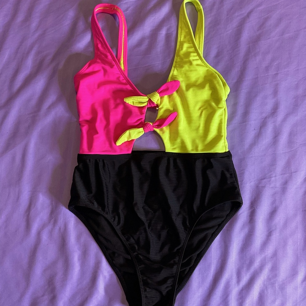 Swimsuit One piece